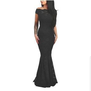Off the Shoulder Lace Fishtail Maxi Gown